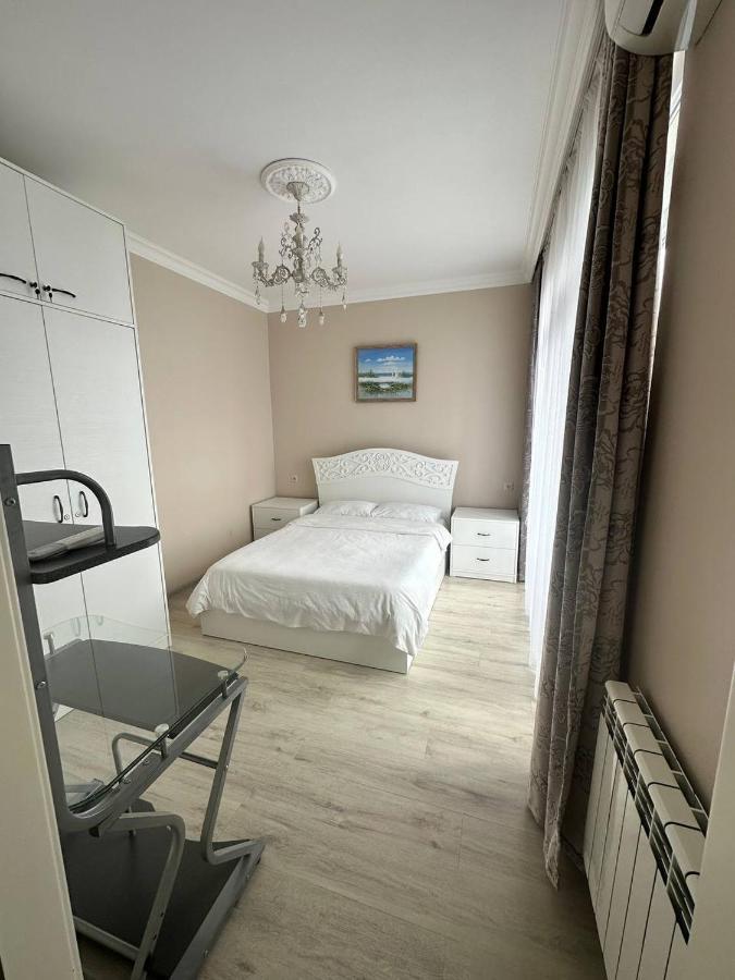 Apartment 7 Batumi Exteriör bild
